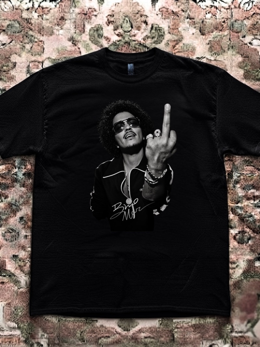 Bruno Mars Middle Finger Signature Pop Singer Vintage Black T-Shirt